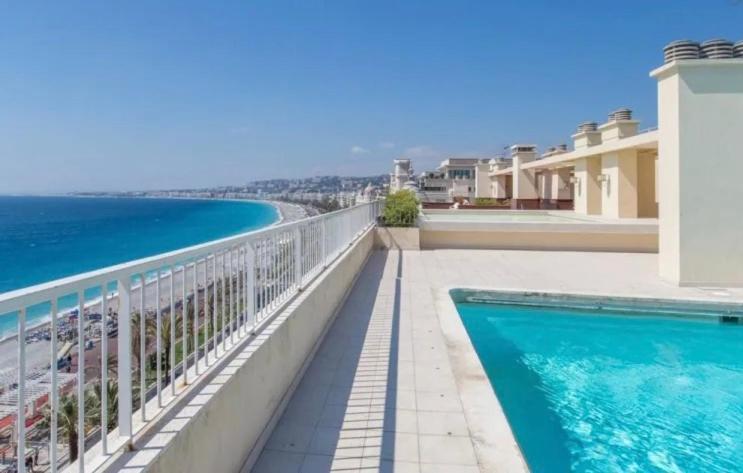 Le Royal, Spacious Seaside Apartment Rooftop And Pool Nice Luaran gambar